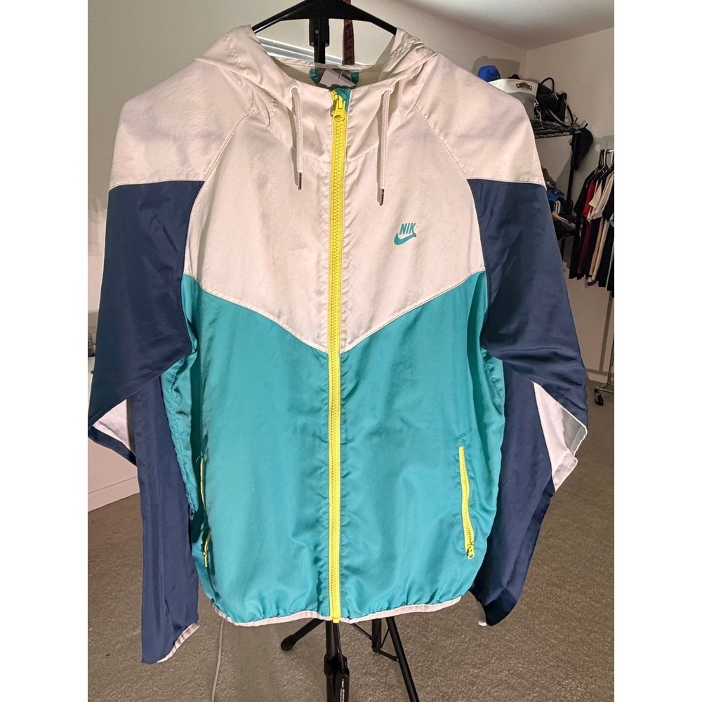 Nike Sportswear Windrunner jacket